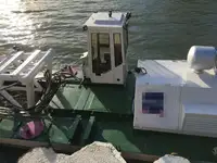 Kapal keruk dijual