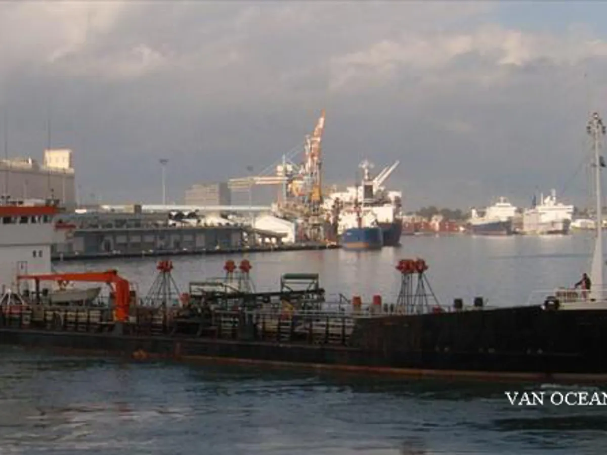 Kapal tanker minyak/kimia untuk dijual