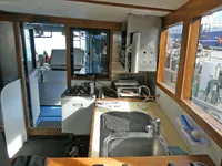 Kapal feri untuk dijual
