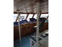Kapal penumpang untuk dijual