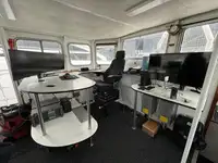 Kapal survei untuk dijual