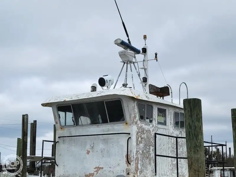Kapal suplai untuk dijual