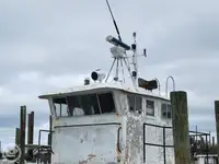 Kapal suplai untuk dijual