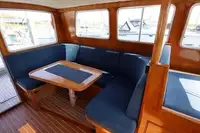 Kapal pesiar untuk dijual