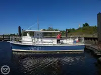 Kapal pesiar untuk dijual