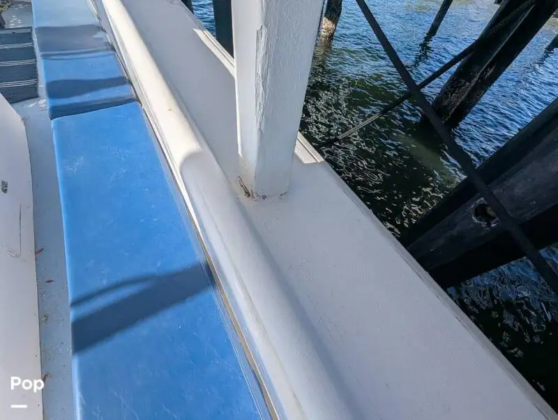Kapal pesiar-feri untuk dijual