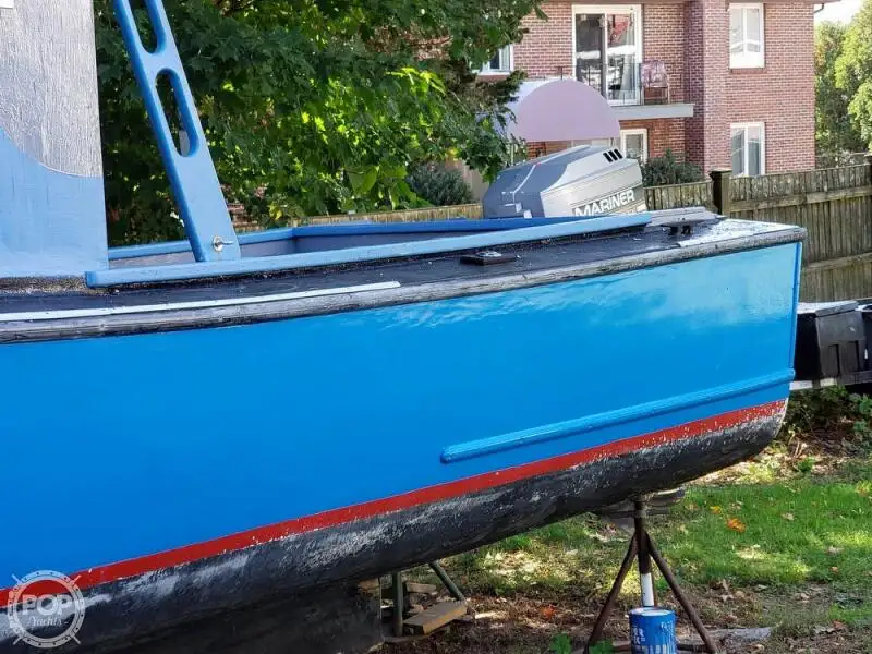 Kapal feri untuk dijual
