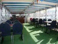 Kapal pesiar dijual