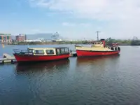 Kapal penumpang untuk dijual