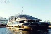 Kapal penumpang dijual