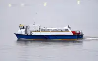 Kapal penumpang dijual