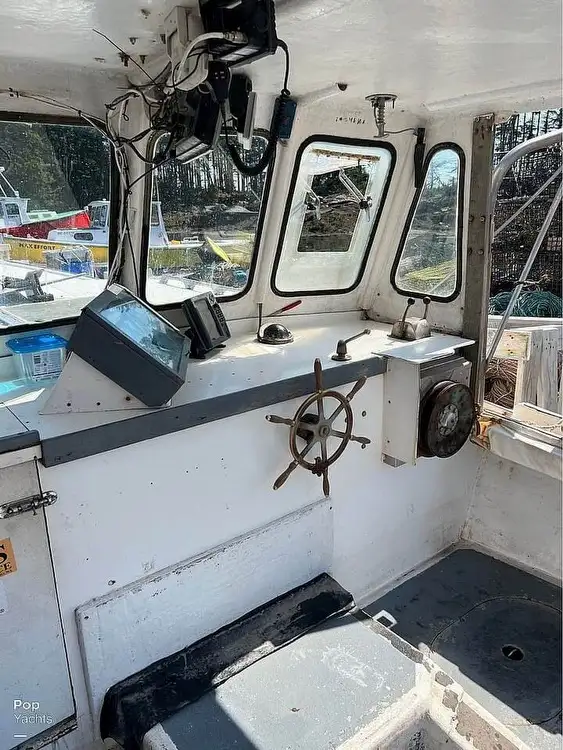Kapal pengolahan ikan untuk dijual
