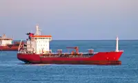 Oil/Chemical tanker dijual