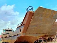 Kapal pendarat, tank untuk dijual