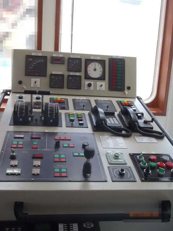 Kapal tunda untuk dijual