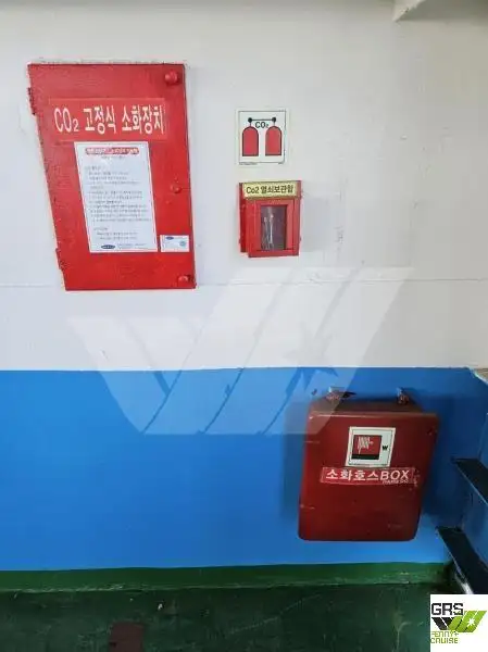 Kapal pendarat, tank untuk dijual