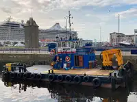 Kapal kontainer dijual