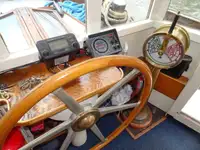 Kapal tunda untuk dijual