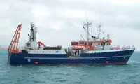 Kapal penelitian untuk dijual