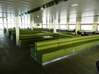 Kapal feri untuk dijual