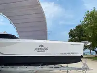 Kapal pesiar untuk dijual