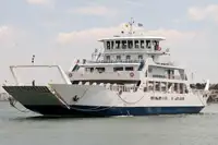 Kapal feri dijual