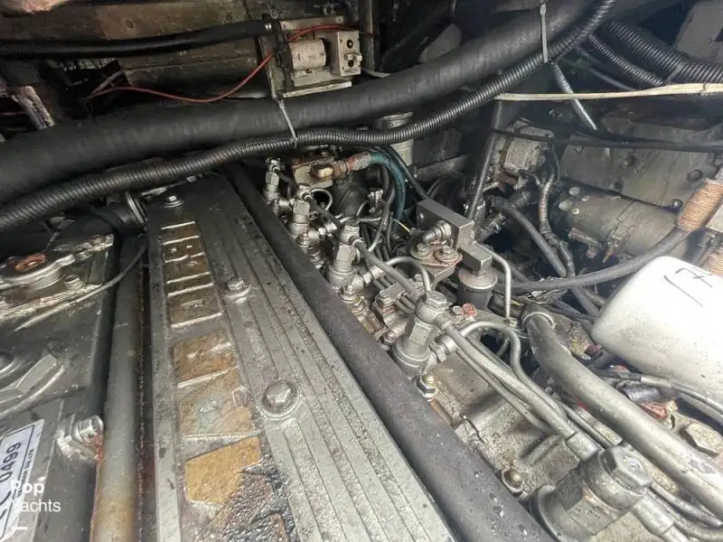 Kapal pesiar untuk dijual