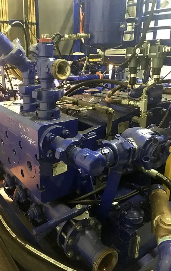 Kapal pengangkut LNG untuk dijual