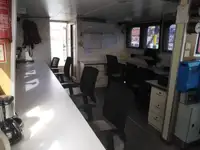 Kapal survei untuk dijual