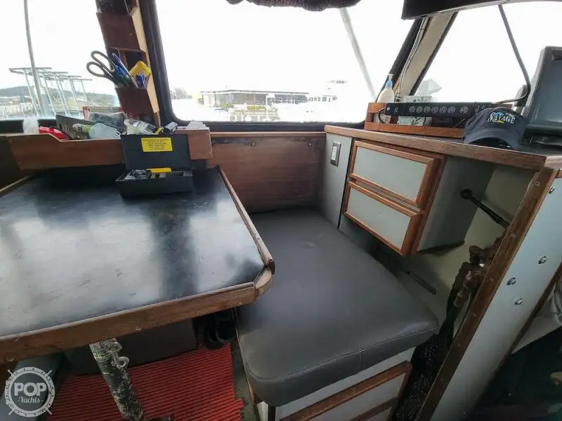 Sekoci penyelamat untuk dijual