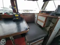 Sekoci penyelamat untuk dijual