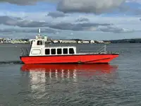 Kapal feri dijual