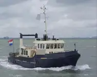 Kapal patroli untuk dijual