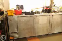 Kapal feri untuk dijual