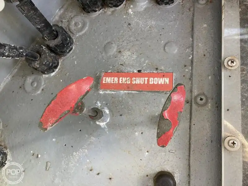 Kapal pendarat, tank untuk dijual