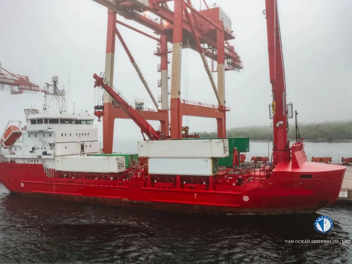 Kapal pendingin untuk dijual