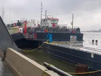 Kapal feri untuk dijual