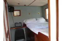 Kapal pesiar untuk dijual