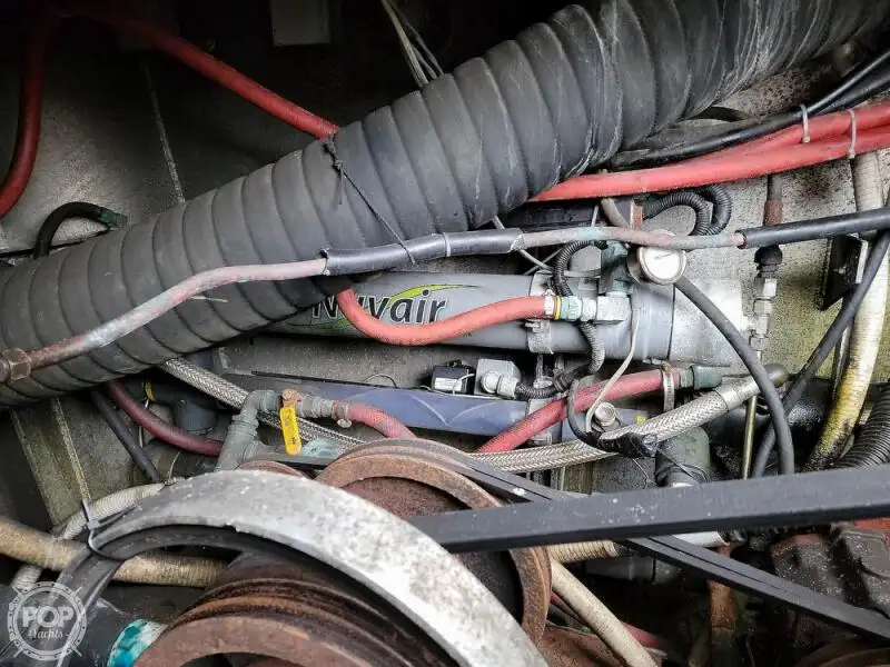 Sekoci penyelamat untuk dijual