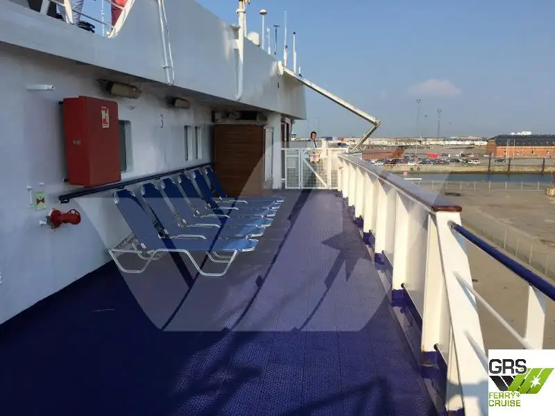 Kapal pesiar untuk dijual