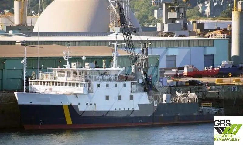 Kapal penumpang untuk dijual