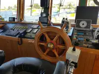 Kapal patroli untuk dijual
