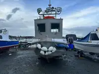 Kapal patroli untuk dijual
