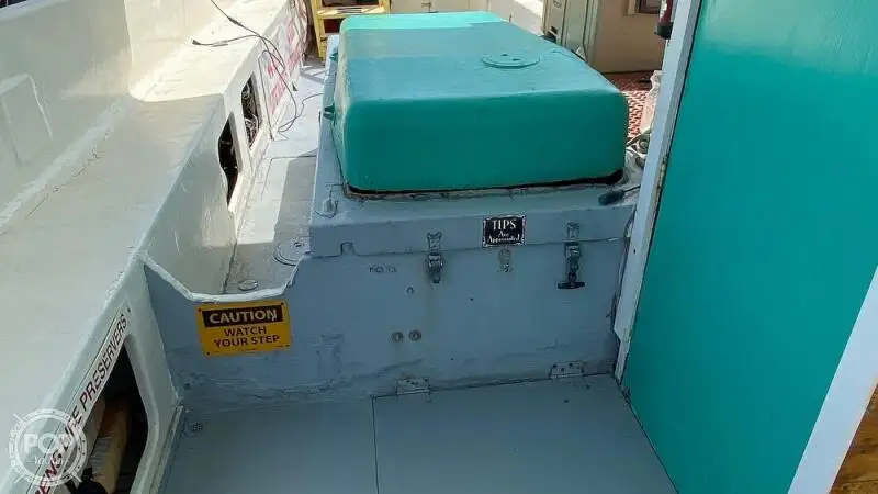 Kapal pesiar untuk dijual