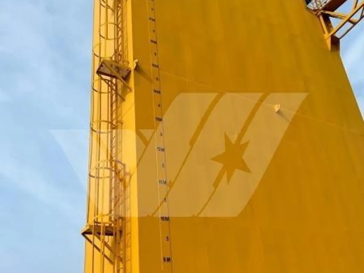Dok terapung untuk dijual