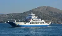 Kapal feri dijual