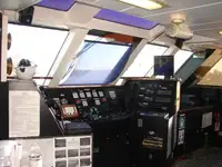 Kapal penelitian untuk dijual