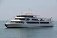 Kapal penumpang untuk dijual