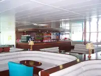 Kapal feri dijual