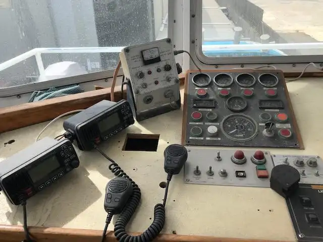 Kapal tunda untuk dijual